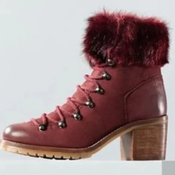 Steve Madden Huck Burgundy Leather Faux Fur Lace-Up Boots - Picture 2 of 8